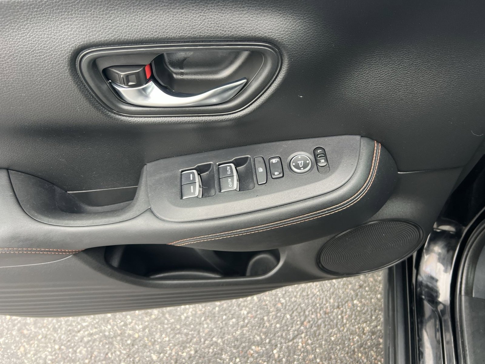 Used 2023 Honda HR-V Sport image 14