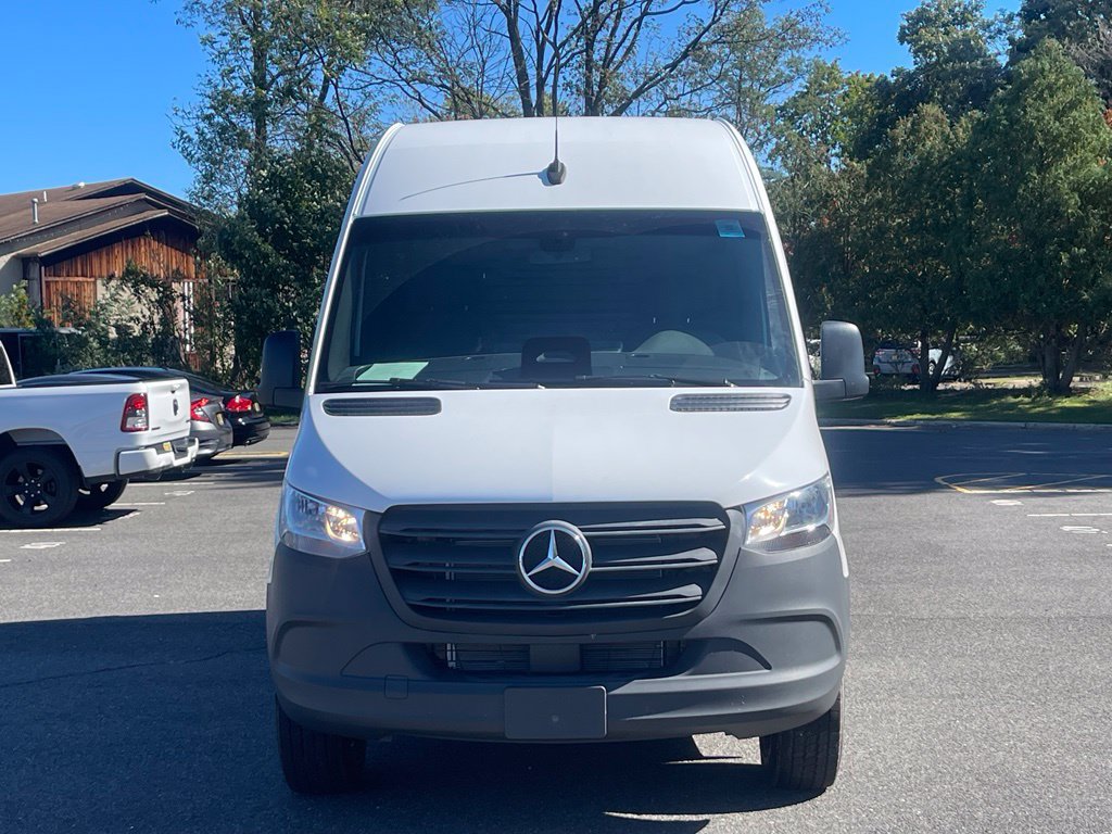 New 2025 Mercedes-Benz Sprinter 2500 image 1