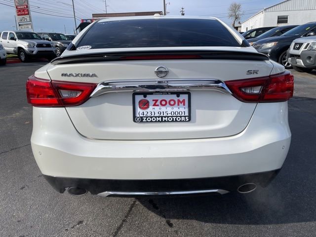 Used 2017 Nissan Maxima SR w/ Midnight Edition image 7