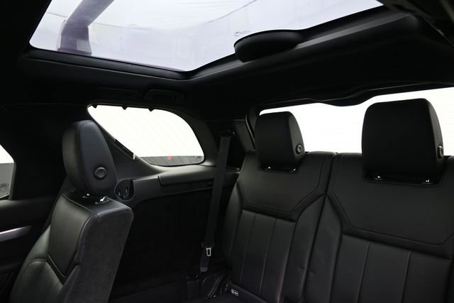 Used 2020 Land Rover Discovery Landmark AWD/4WD image 21