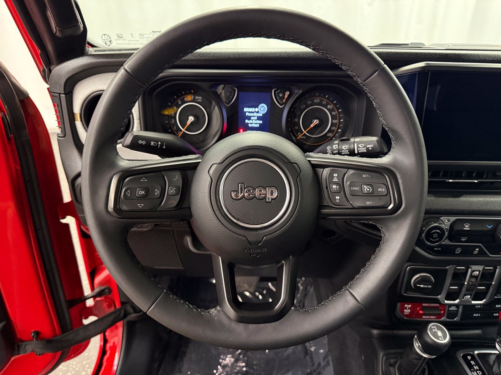 Used 2025 Jeep Wrangler Unlimited Sport AWD/4WD image 12
