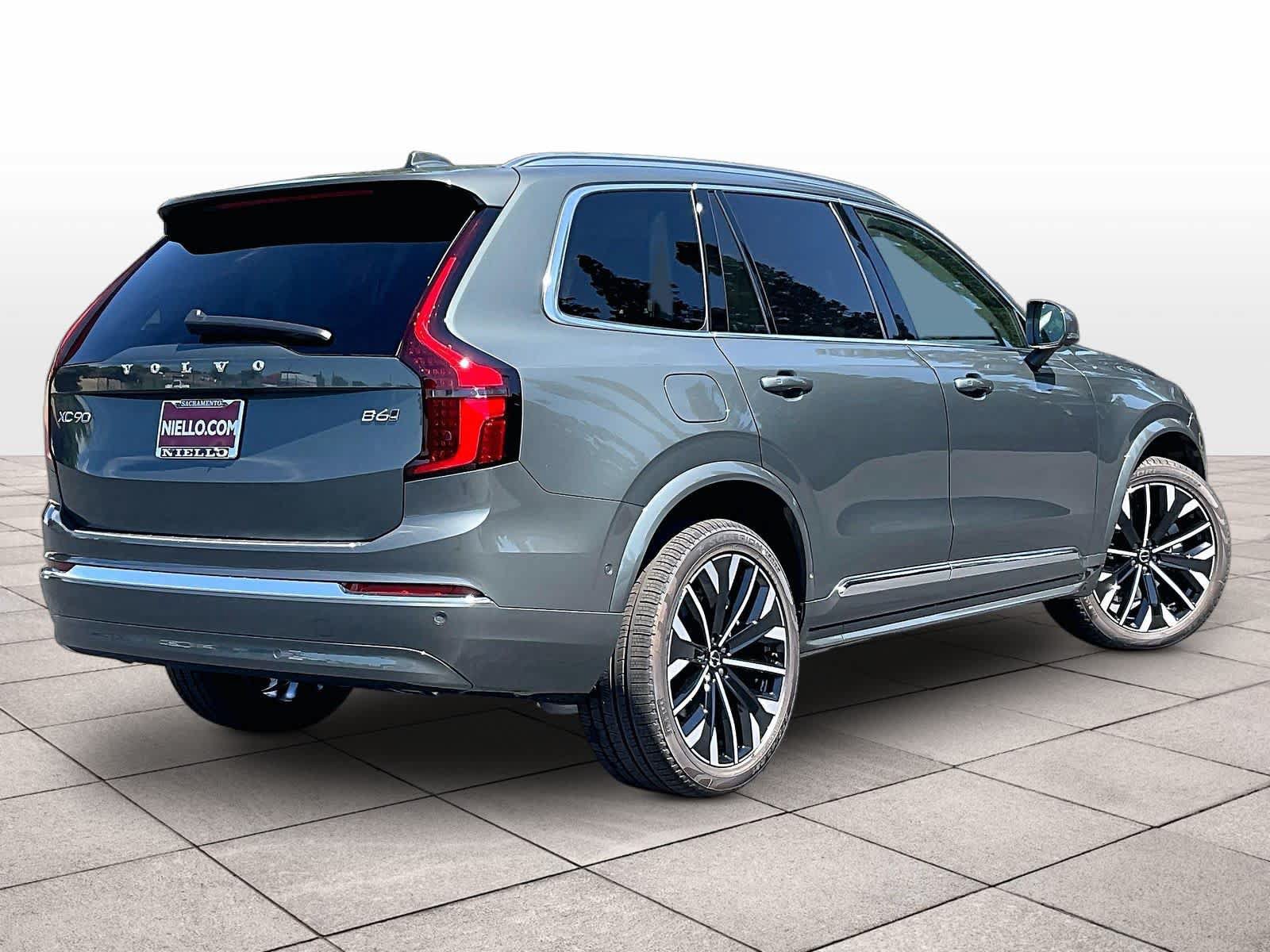 New 2027 Volvo XC90 B6 Ultra AWD/4WD image 4