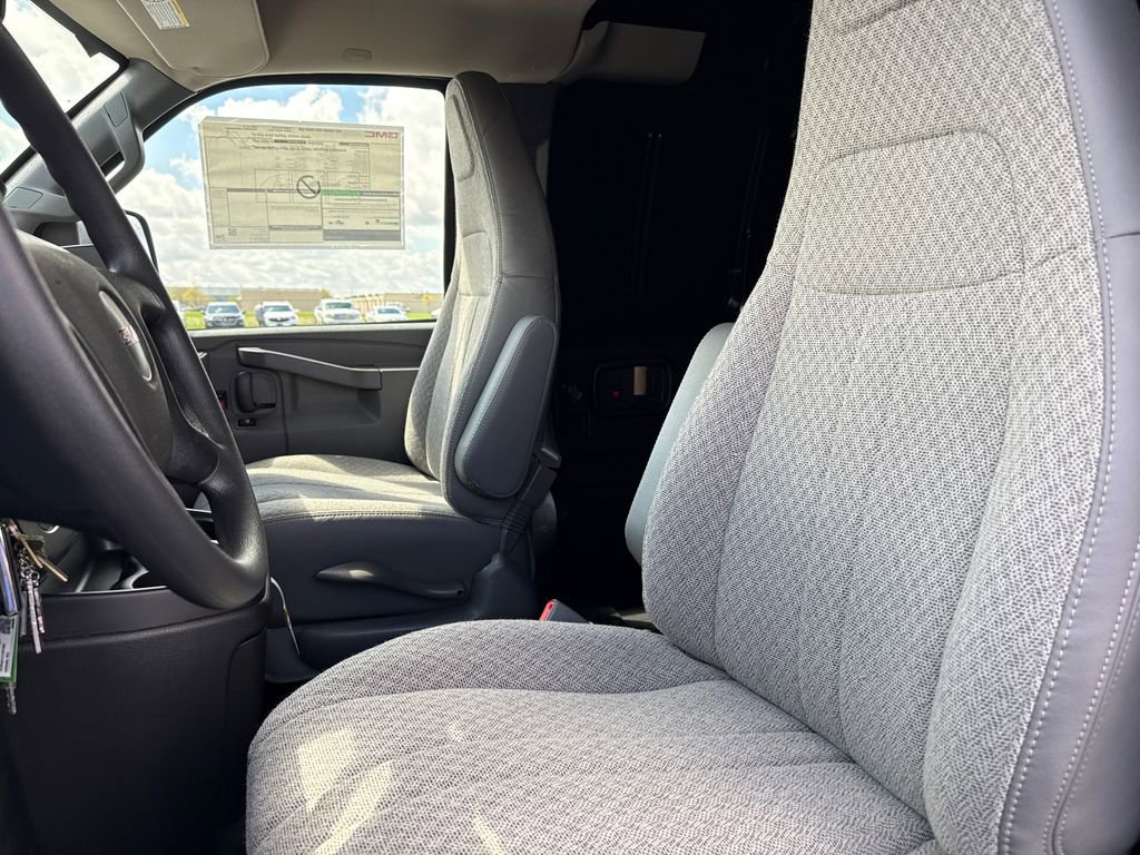 New 2026 GMC Savana 2500 w/ Driver Convenience Package RWD image 14