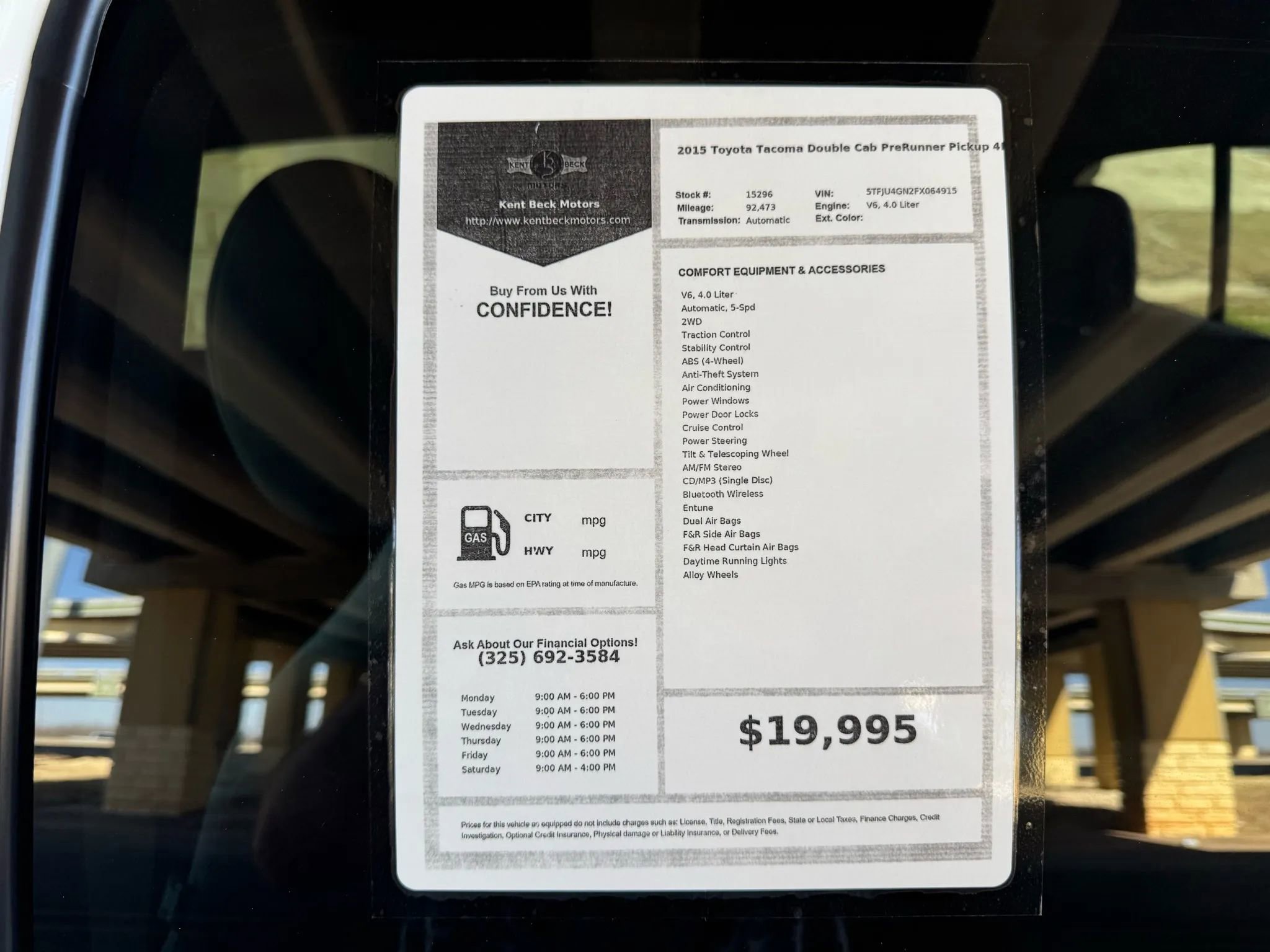 Used 2015 Toyota Tacoma PreRunner w/ SR5 Package image 22