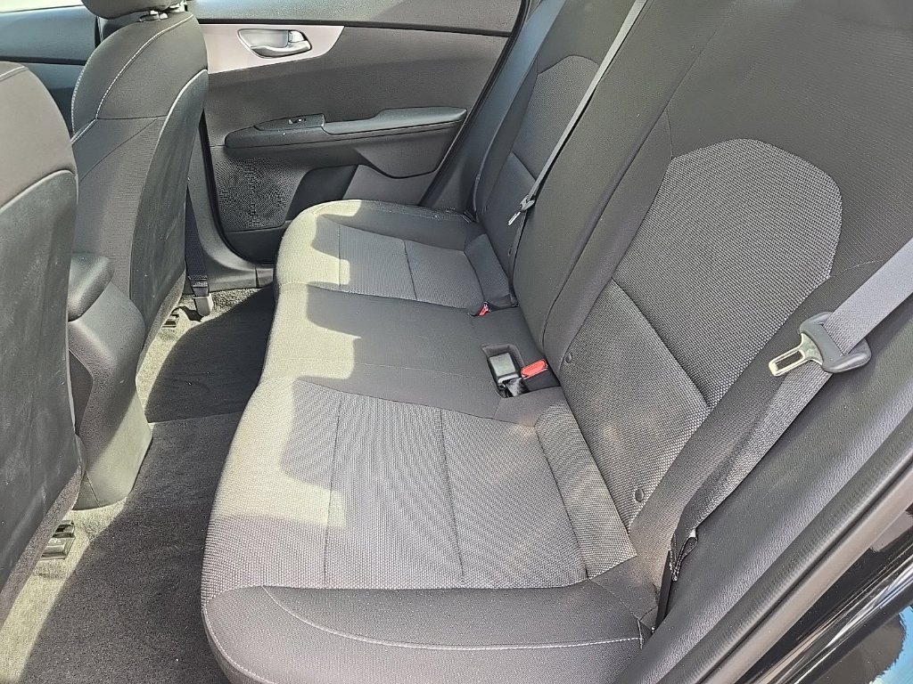 Used 2024 Kia Forte LXS w/ LXS Technology Package FWD image 29