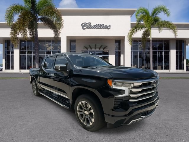Used 2023 Chevrolet Silverado 1500 High Country w/ Z71 Off-Road Package AWD/4WD image 2