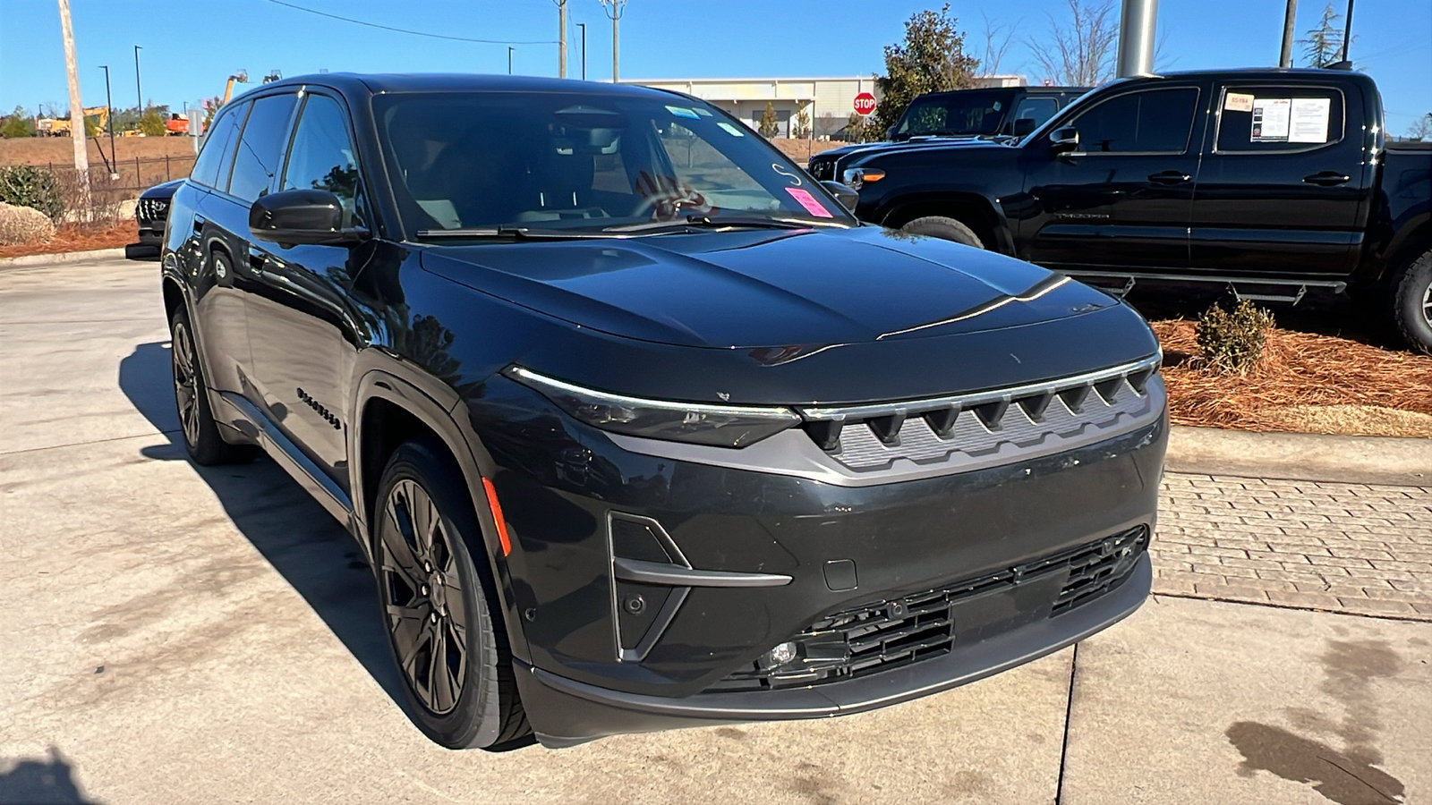 Used 2024 Jeep Wagoneer Launch Edition image 5