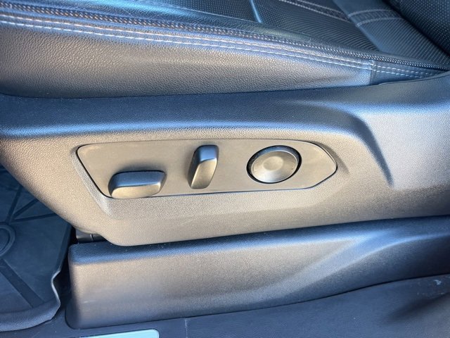 Used 2023 Chevrolet Silverado 1500 High Country w/ High Country Premium Package image 17