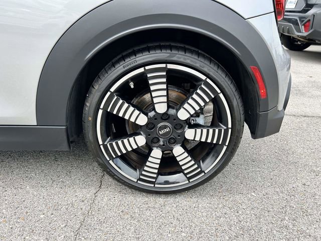 Used 2024 MINI Cooper S FWD image 8