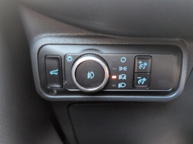 Certified 2025 Ford Explorer ST-Line AWD/4WD image 32