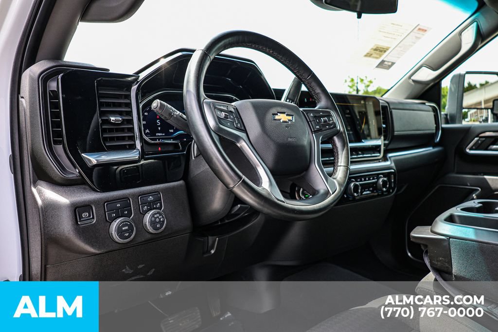 Used 2025 Chevrolet Silverado 2500 LT w/ Convenience Package AWD/4WD image 24