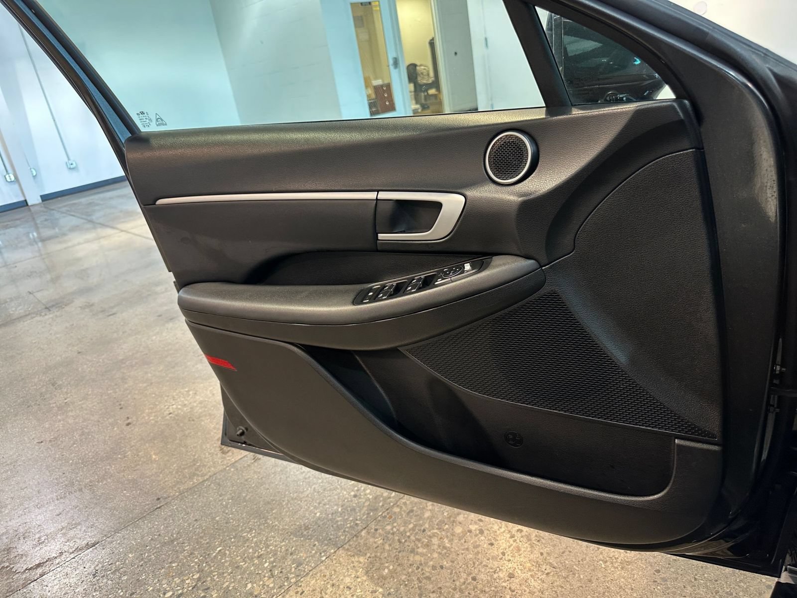 Used 2025 Hyundai Sonata SEL FWD image 18
