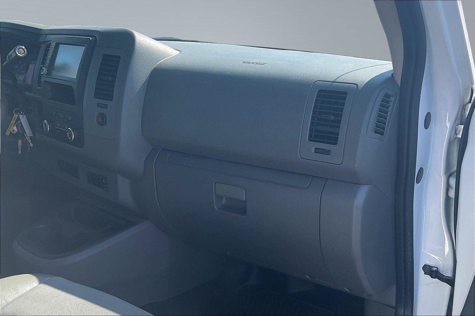 Used 2020 Nissan NV 2500 S RWD image 18