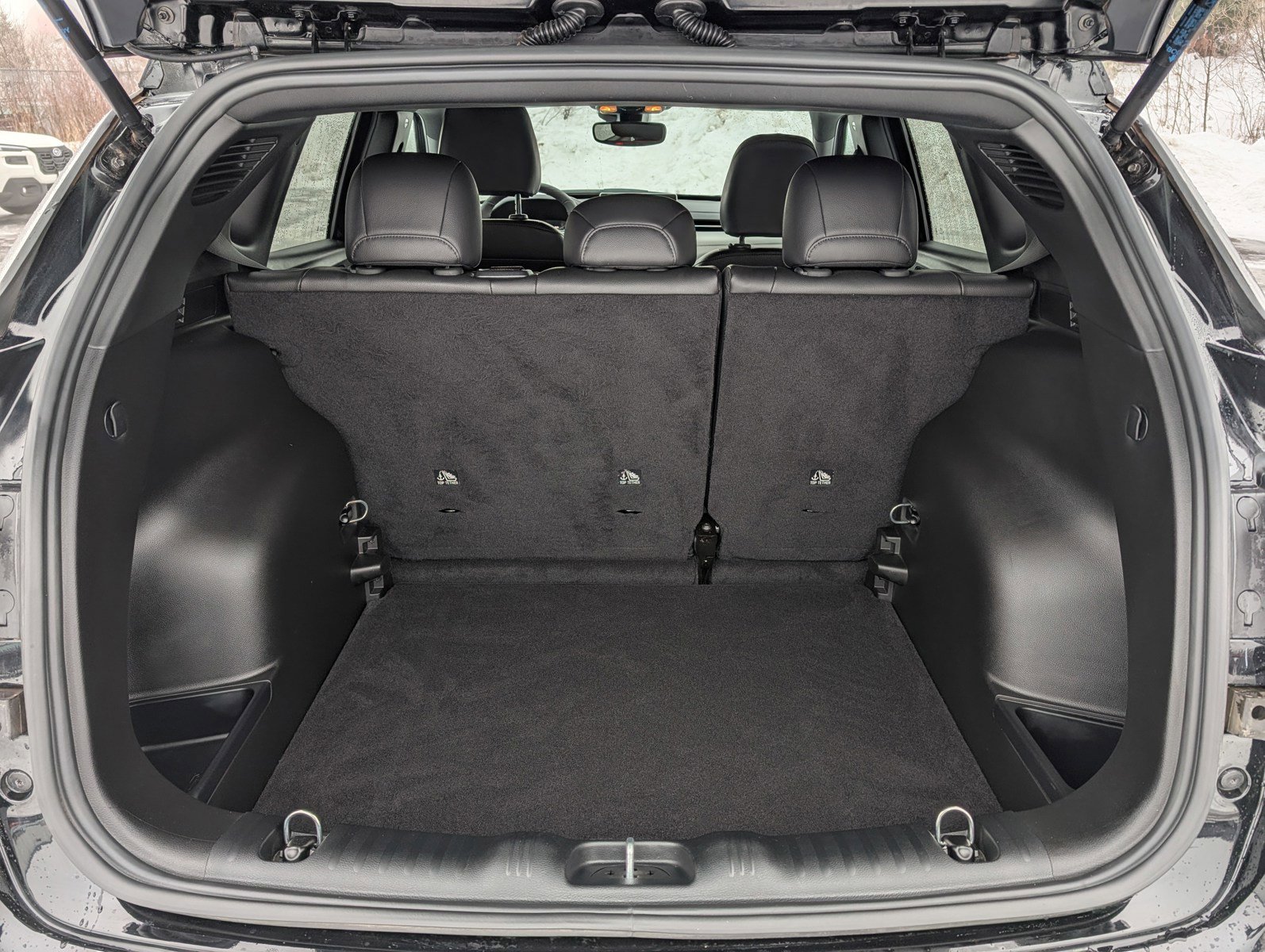 Used 2025 Jeep Compass Limited image 18