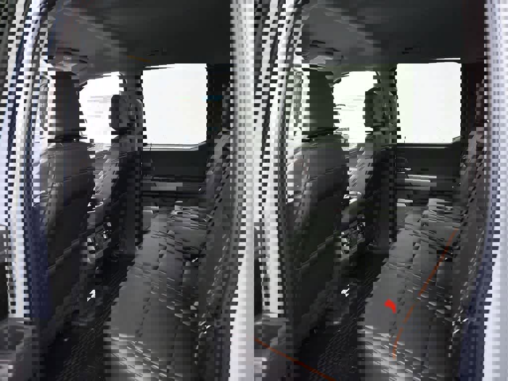 New 2026 Ford F350 Lariat image 21