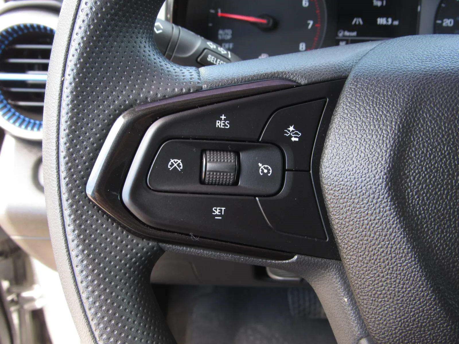 Used 2024 Chevrolet Trax LS w/ LS Convenience Package FWD image 22