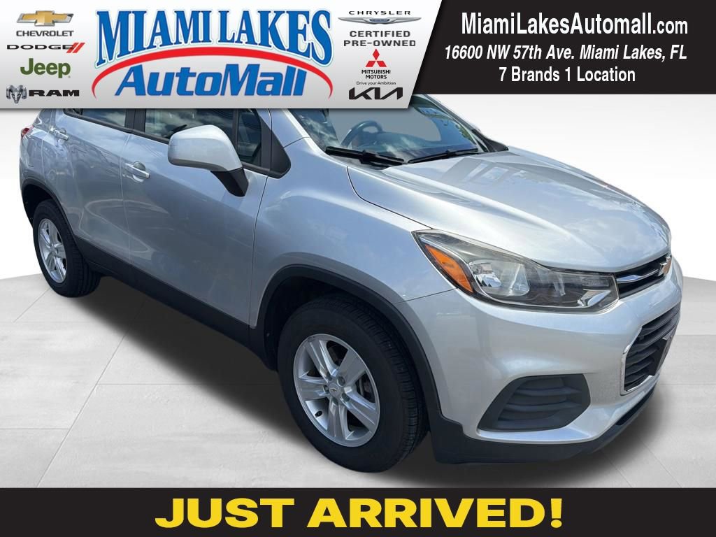 Used 2017 Chevrolet Trax LS AWD/4WD image 1
