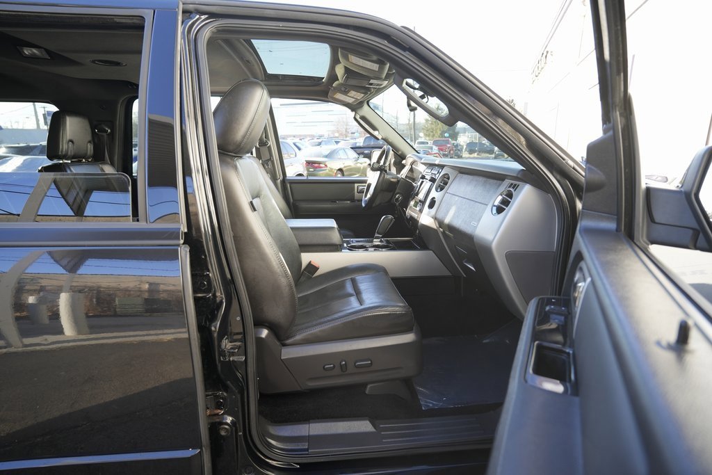 Used 2013 Ford Expedition EL Limited image 30