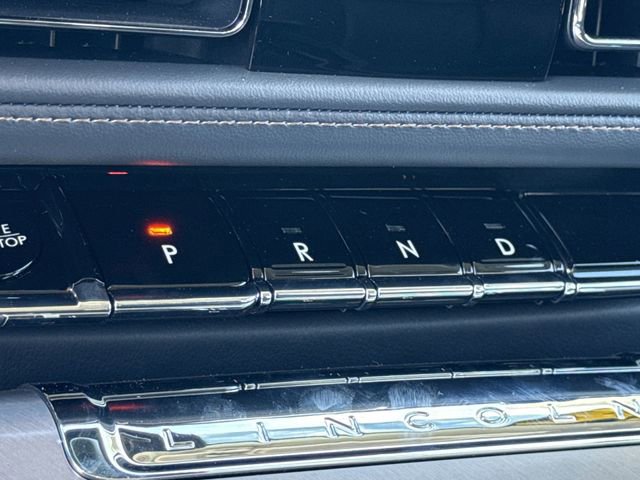 New 2026 Lincoln Aviator 2WD image 39