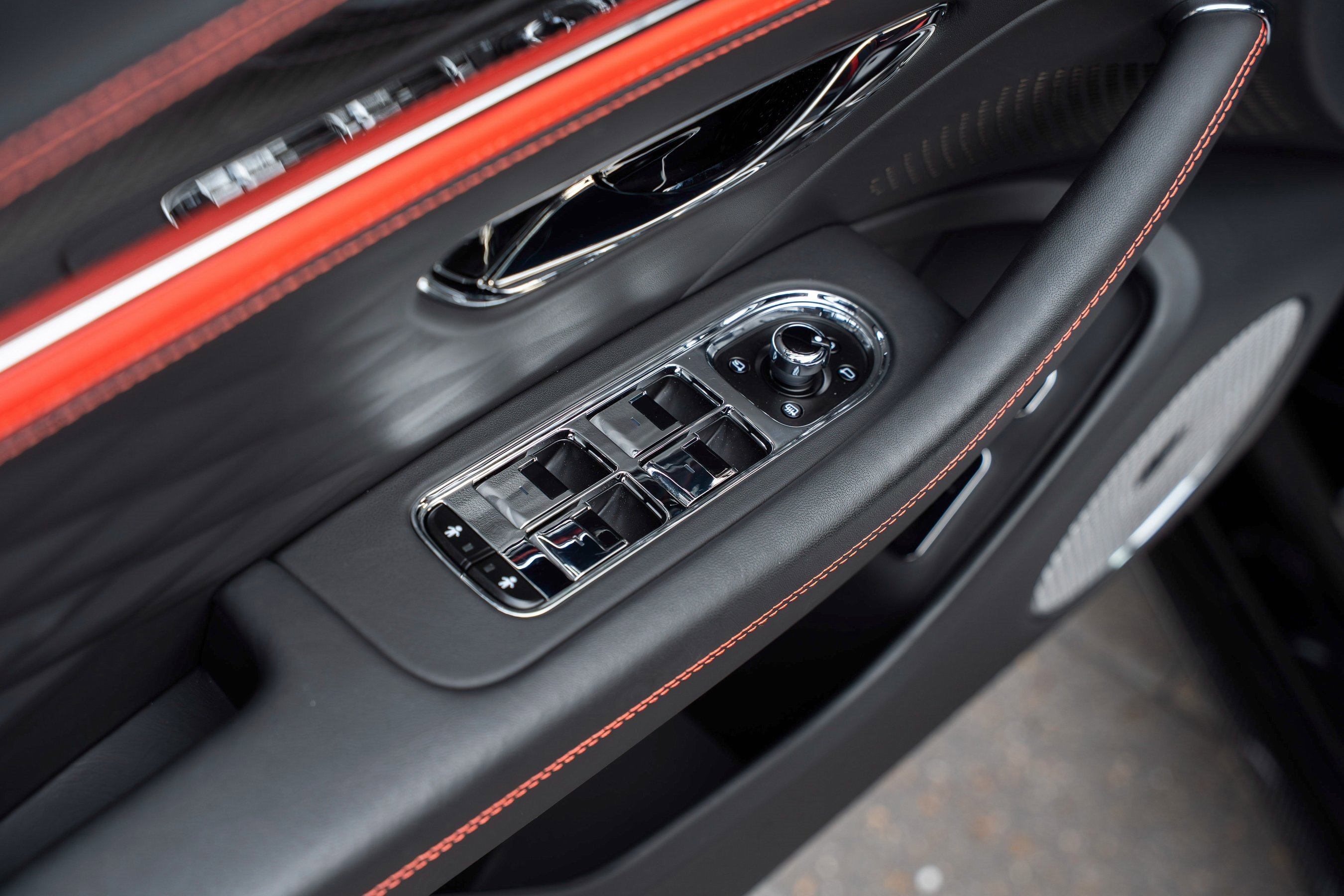 Certified 2024 Bentley Flying Spur W12 image 16