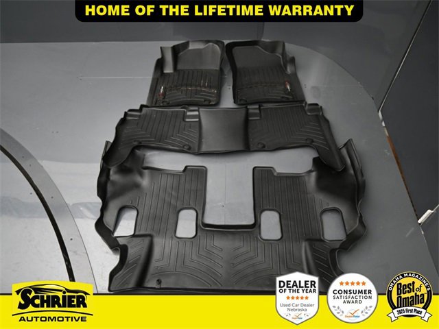 Used 2020 Nissan Armada Platinum w/ Captain's Chairs Package image 44