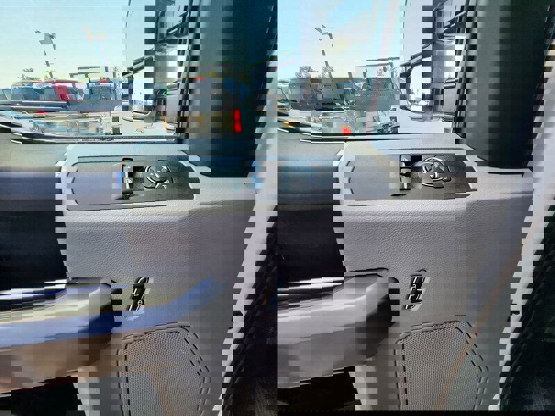 Used 2020 Ford F250 XLT image 15