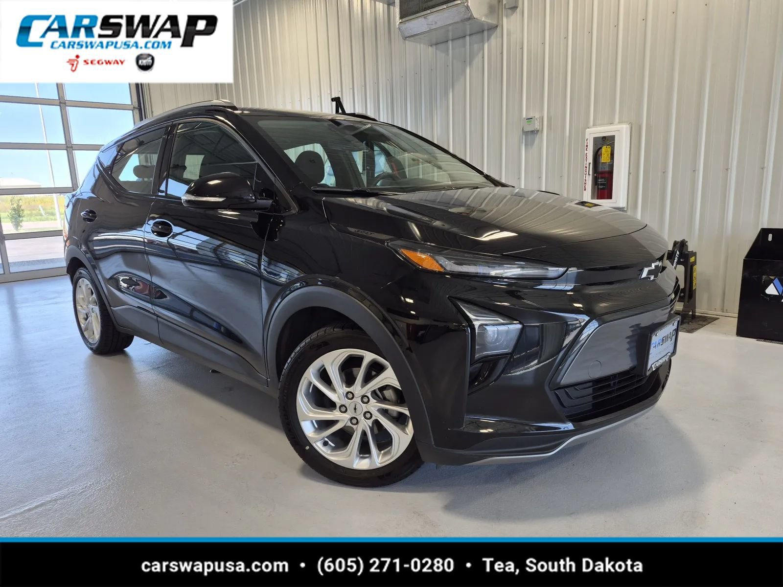 Used 2023 Chevrolet Bolt EUV LT w/ Comfort Package FWD image 1