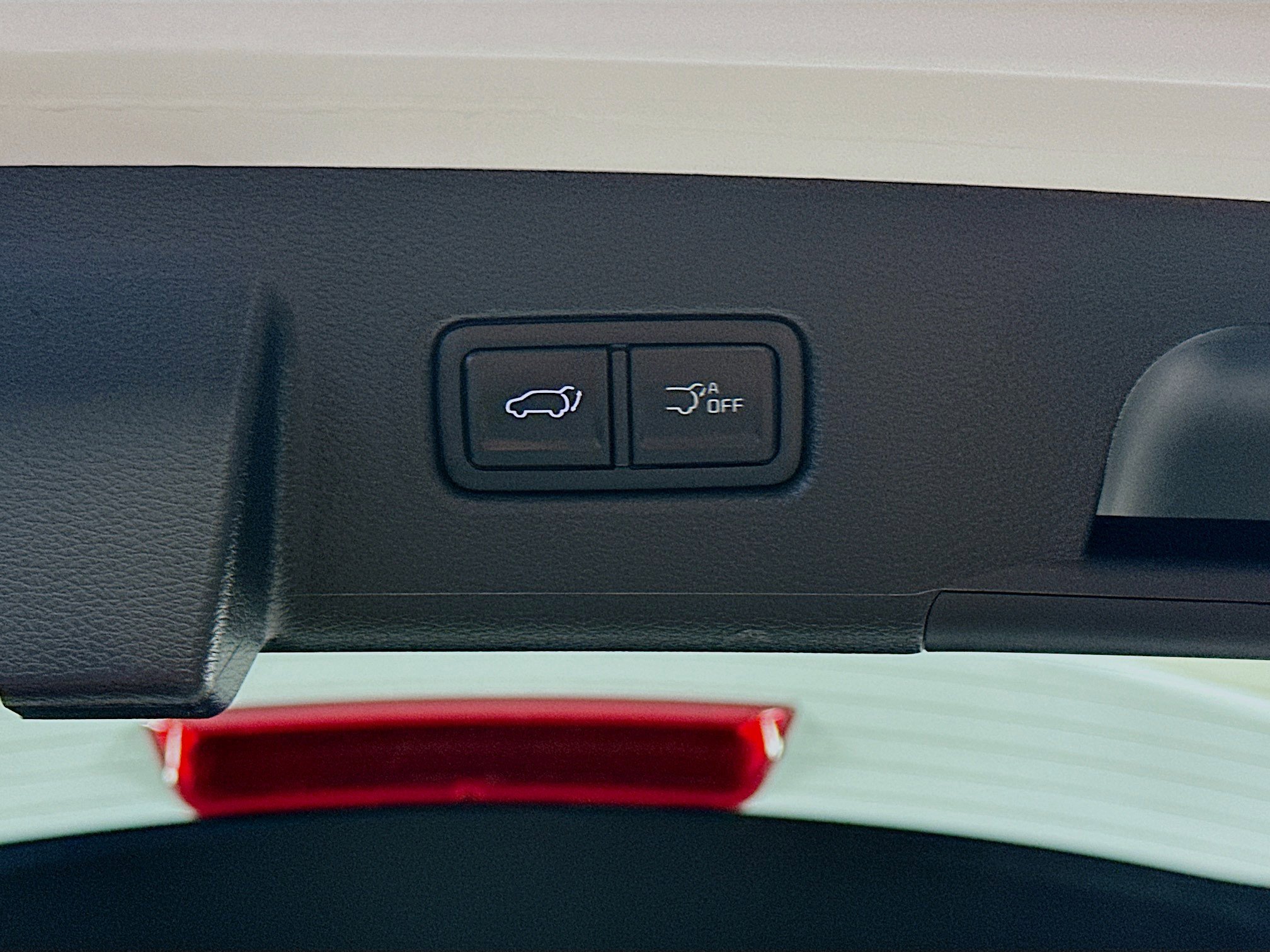 Used 2025 Kia Telluride S FWD image 32