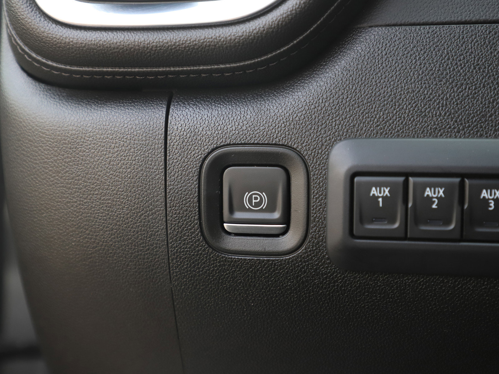 Used 2022 Chevrolet Silverado 3500 LTZ w/ LTZ Plus Package image 26