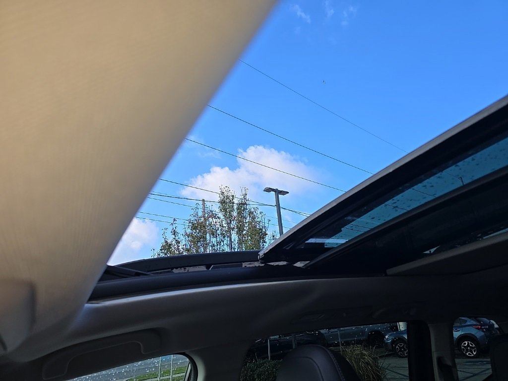 Certified 2025 Subaru Ascent Limited image 13