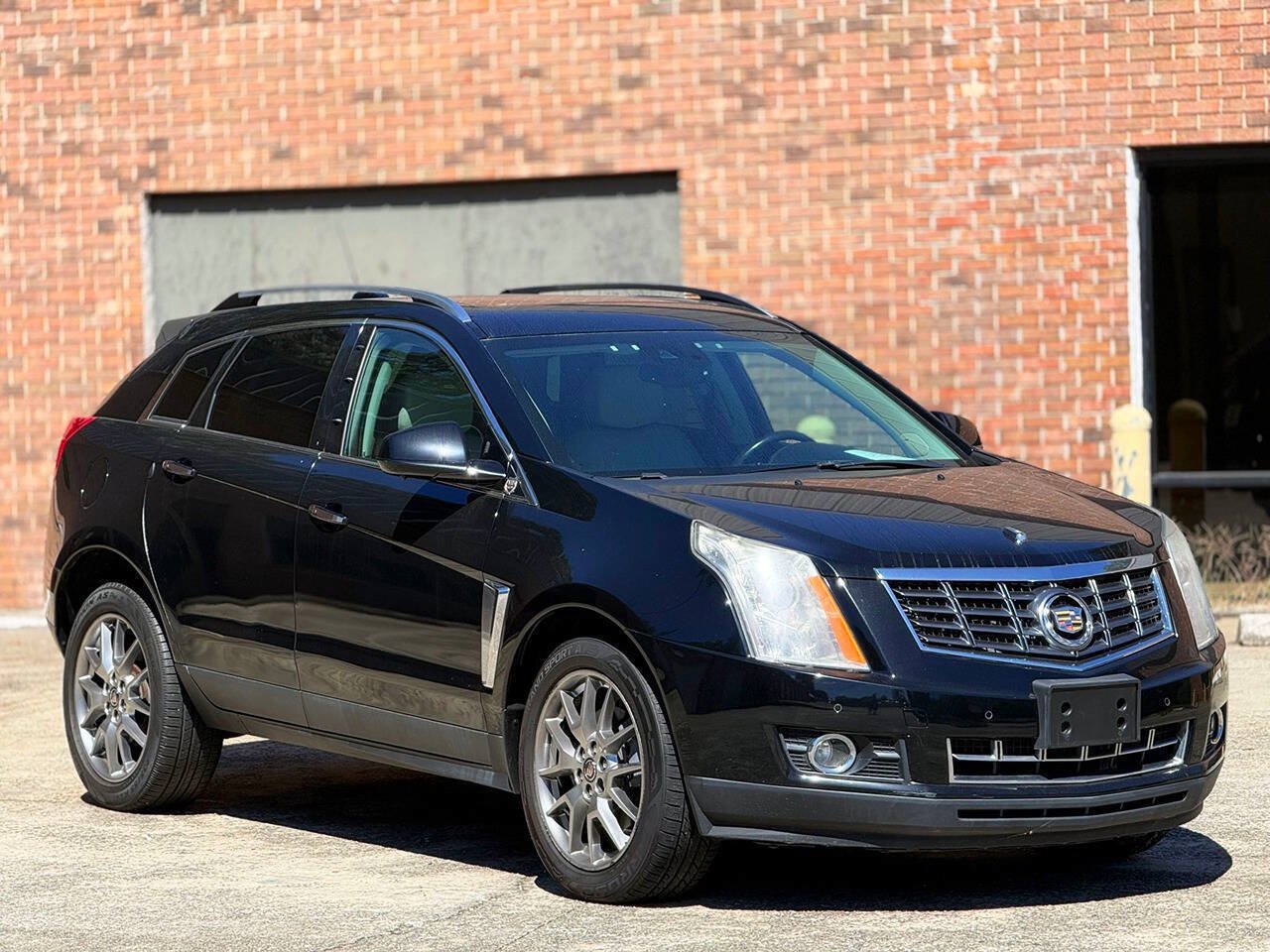 Used 2016 Cadillac SRX Performance w/ Driver Awareness Package AWD/4WD image 5