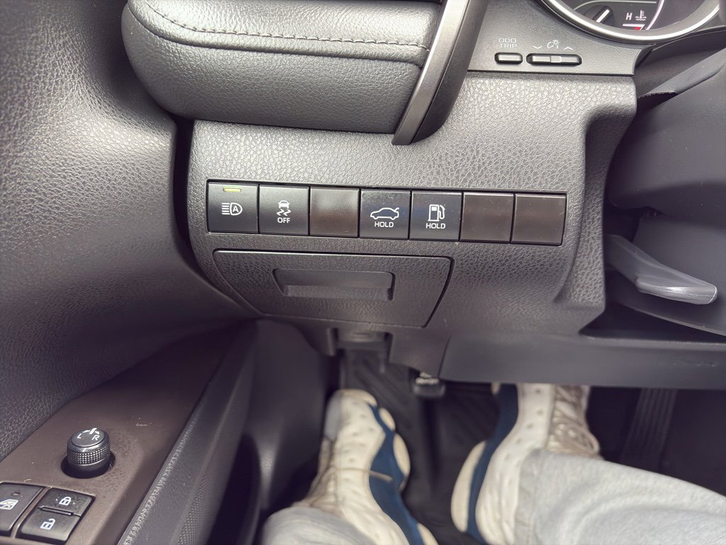 Used 2024 Toyota Camry LE image 22