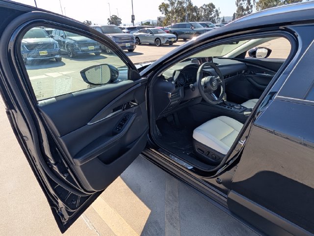 New 2026 MAZDA CX-30 AWD 2.5 S w/ Premium Package image 35