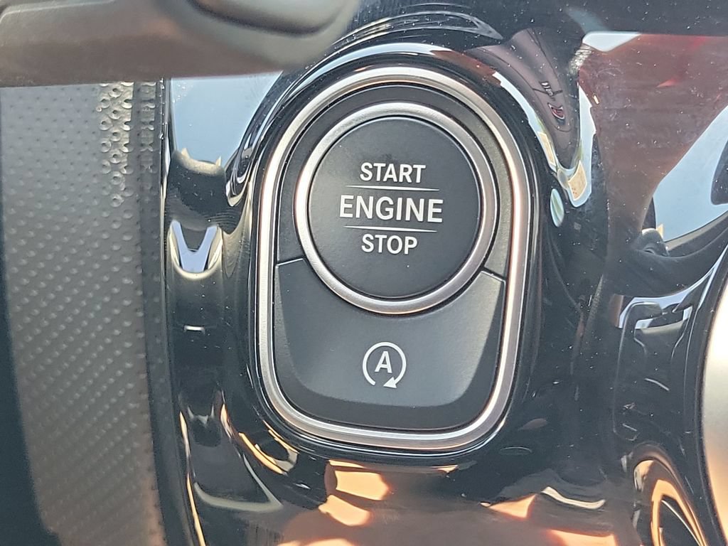 Used 2025 Mercedes-Benz CLA 35 AMG 4MATIC image 17