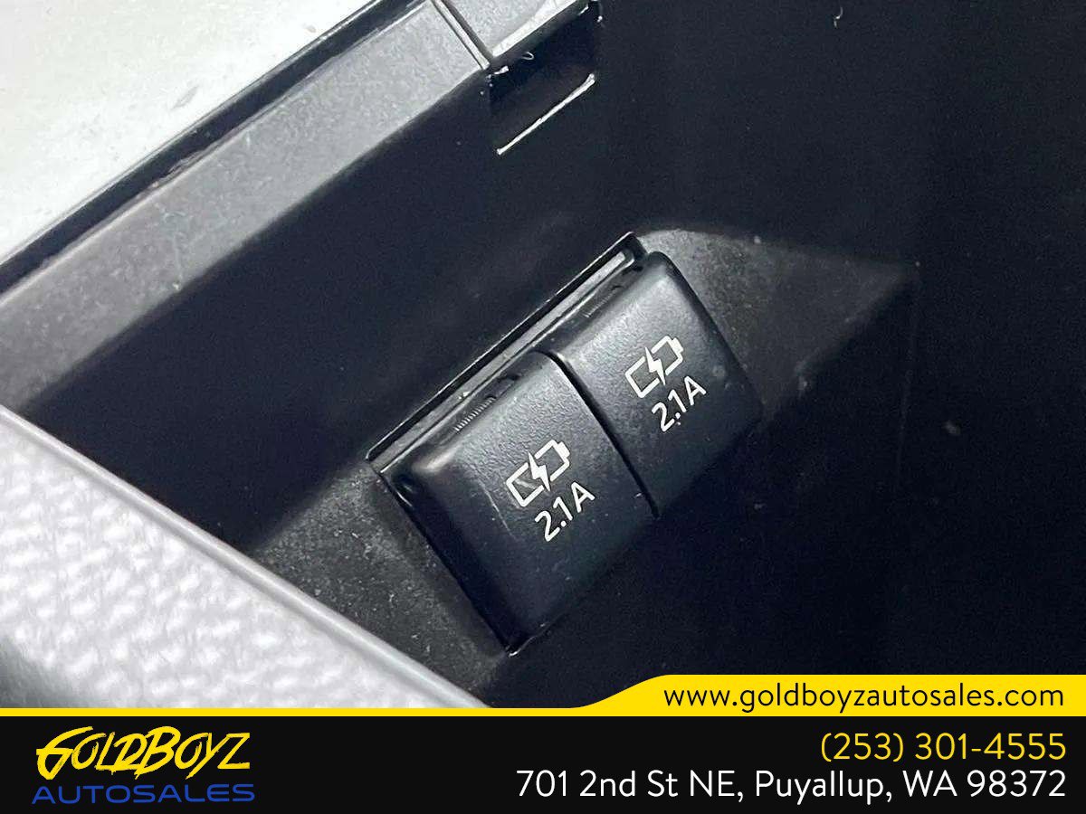 Used 2018 Toyota Camry XSE image 34