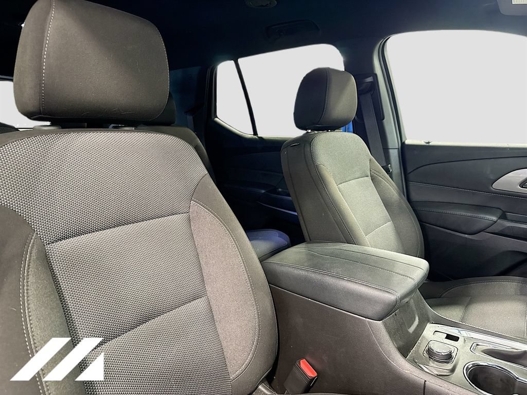 Used 2023 Chevrolet Traverse LT AWD/4WD image 31