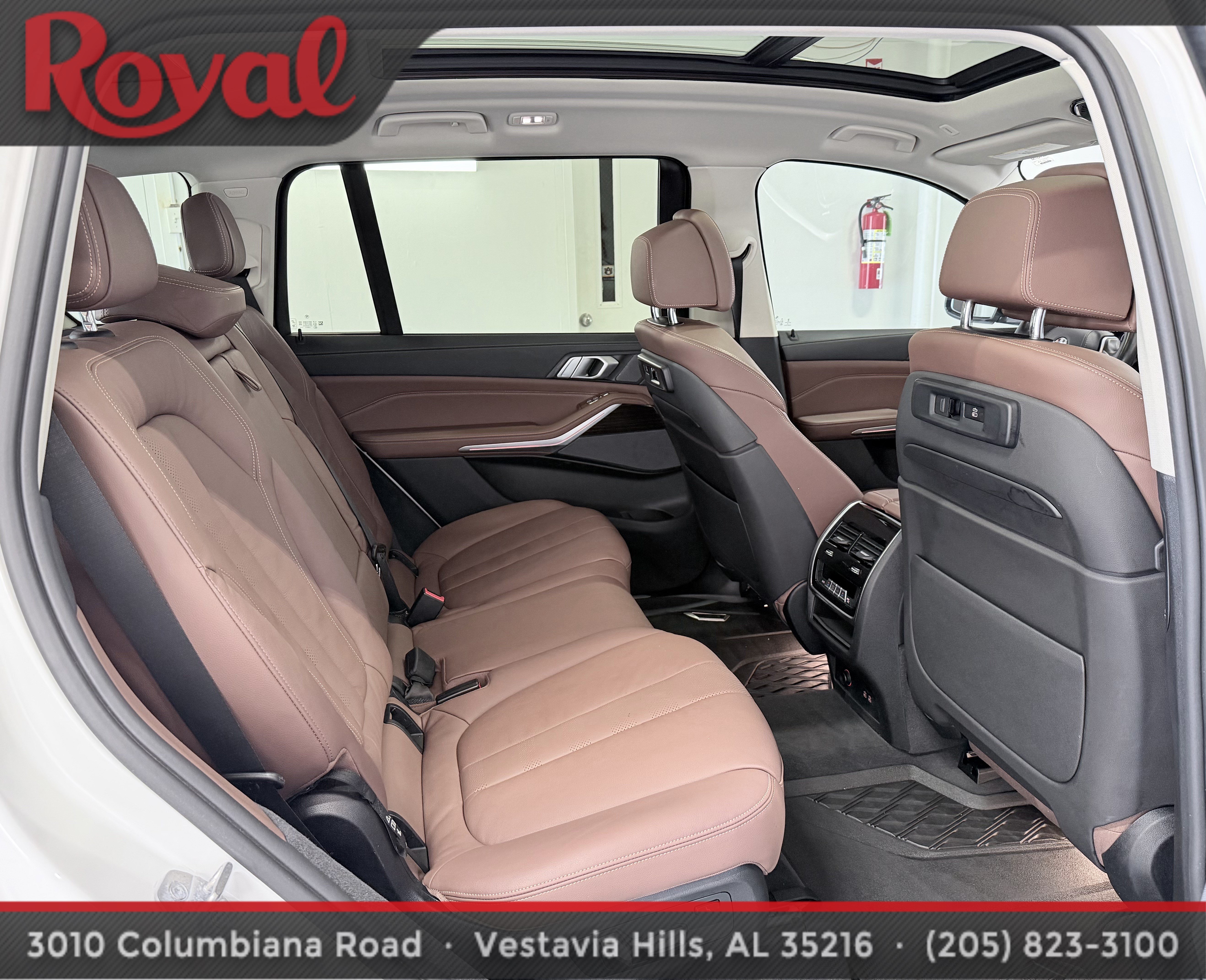 Used 2019 BMW X7 xDrive40i w/ Premium Package AWD/4WD image 16