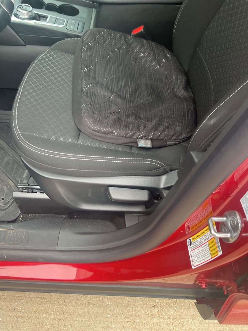 Used 2025 Ford Escape Active FWD image 8