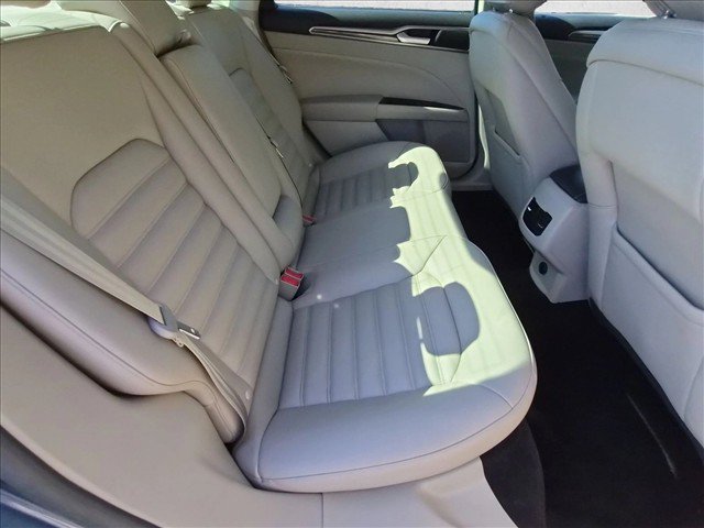 Used 2019 Ford Fusion SEL FWD image 19
