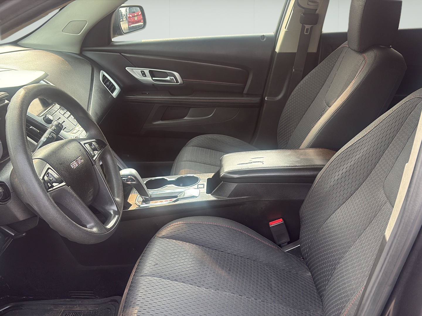 Used 2015 GMC Terrain SLE FWD image 11