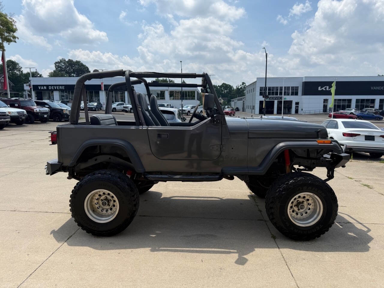 Used 1995 Jeep Wrangler Rio Grande image 39