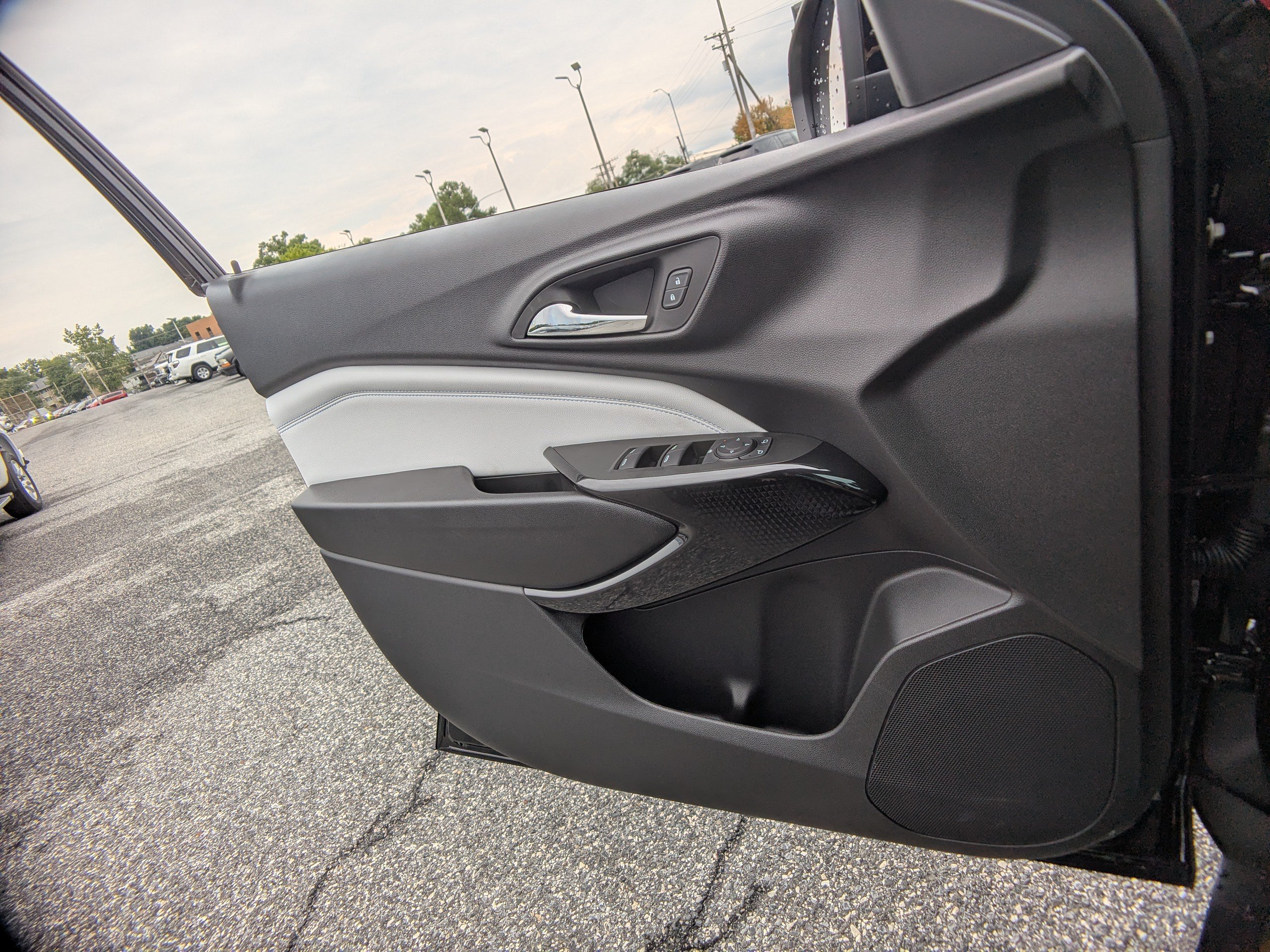 New 2026 Chevrolet Trax LT FWD image 20