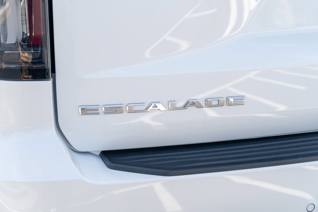 Used 2023 Cadillac Escalade V AWD/4WD image 19