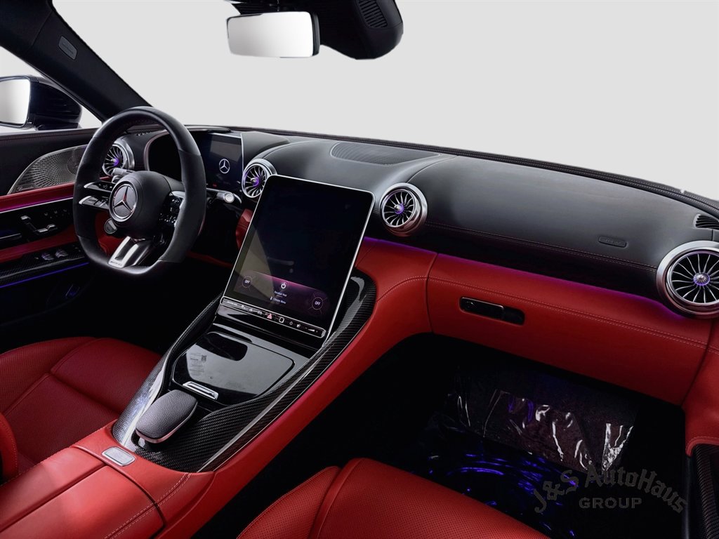 Used 2022 Mercedes-Benz SL 55 AMG 4MATIC w/ Driver Assistance Package image 31