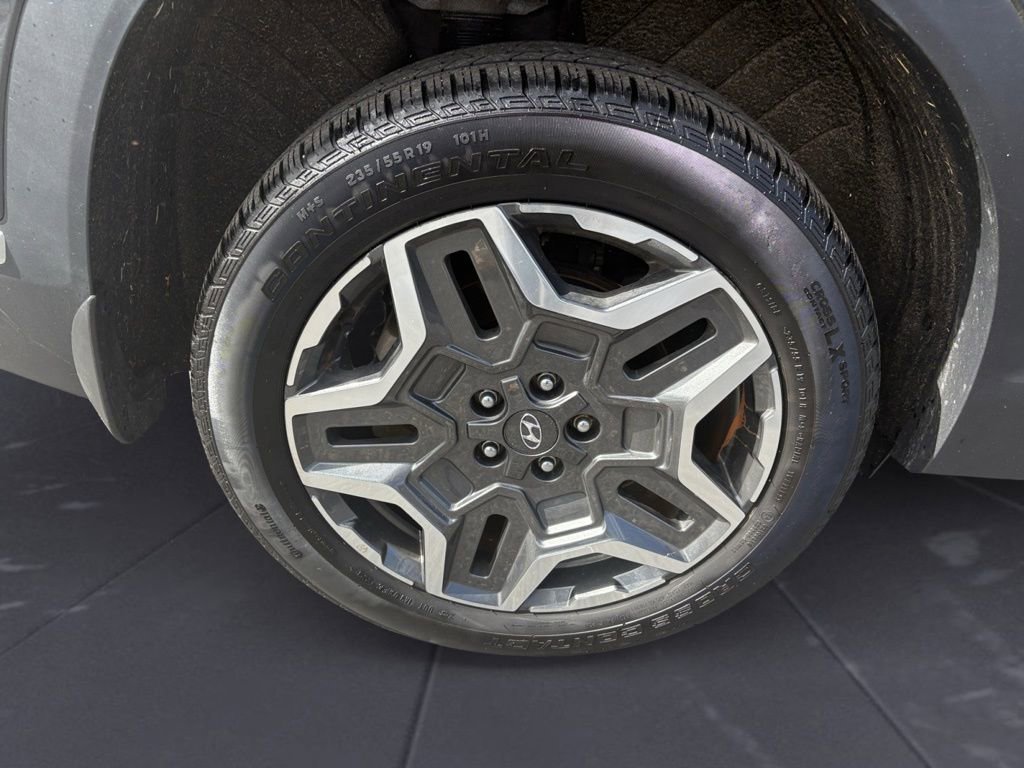 Used 2023 Hyundai Santa Fe SEL Premium image 9