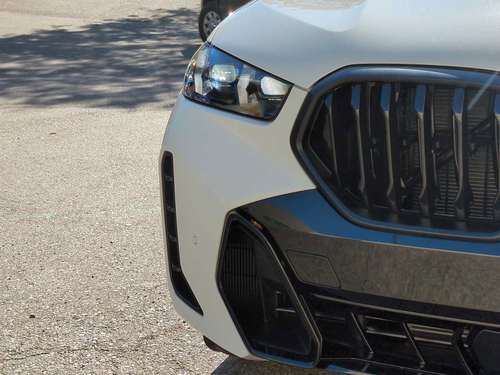 New 2026 BMW X6 xDrive40i AWD/4WD image 11