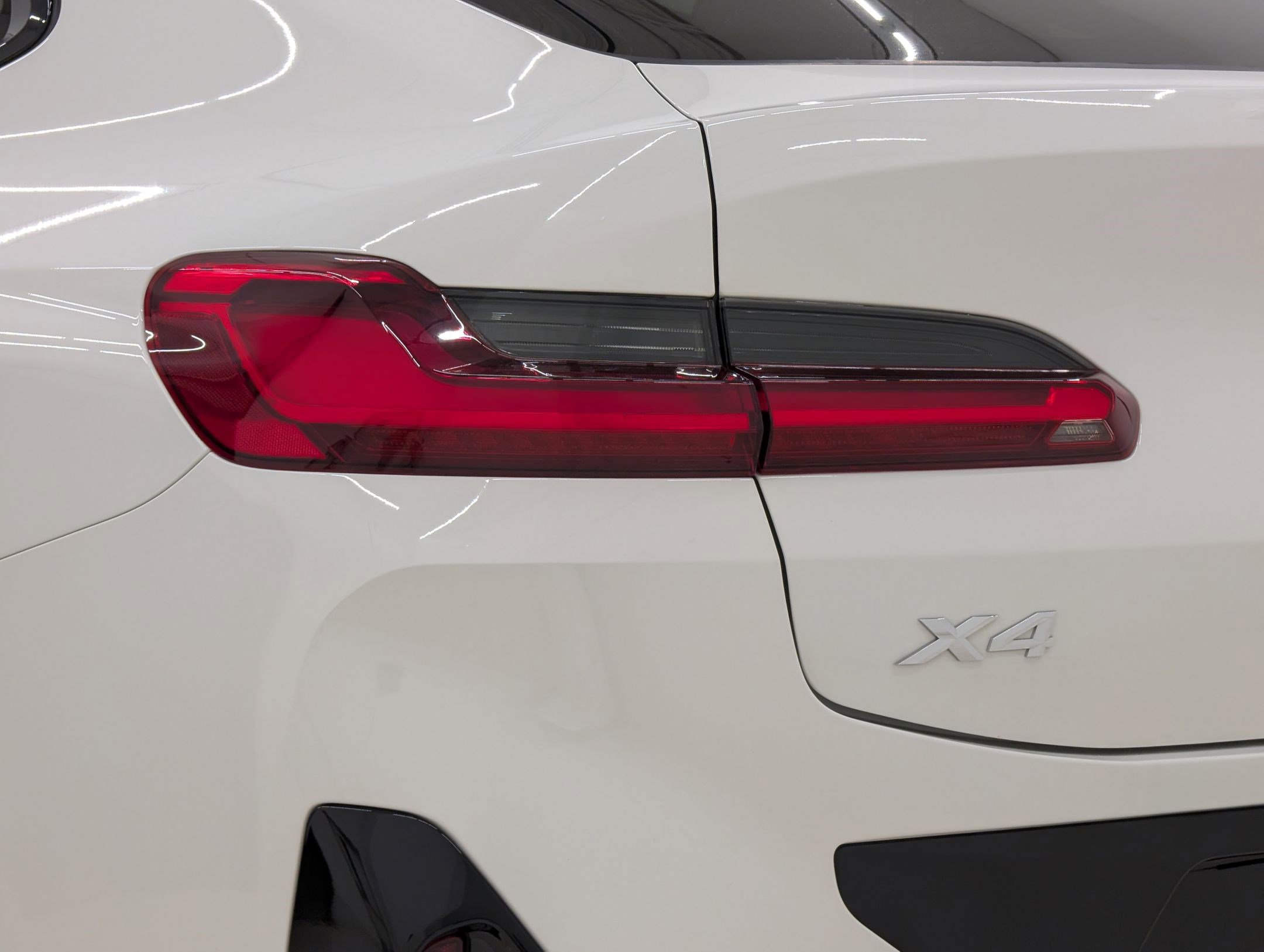 Certified 2025 BMW X4 xDrive30i w/ Premium Package image 13