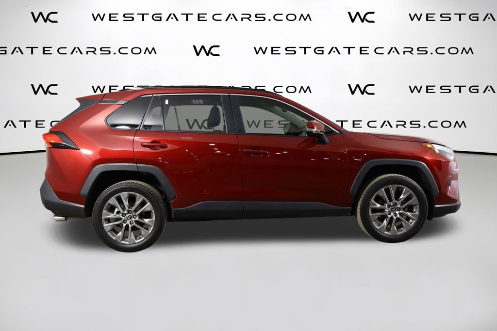 Used 2025 Toyota RAV4 XLE Premium image 44