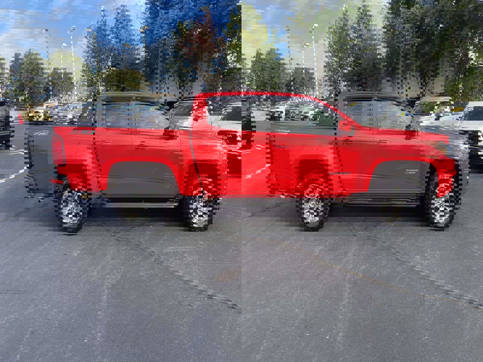 Used 2016 Chevrolet Colorado Z71 image 10