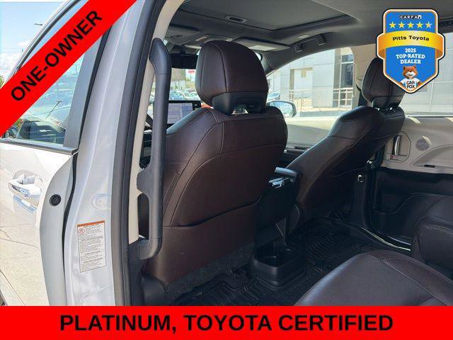 Certified 2024 Toyota Sienna Platinum image 18